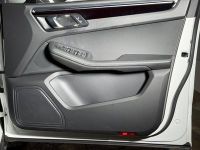 صورة مصغرة 17 لـ 2019 Porsche MACAN