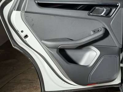 صورة مصغرة 30 لـ 2019 Porsche MACAN