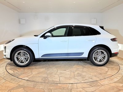2019 Porsche MACAN photo 9