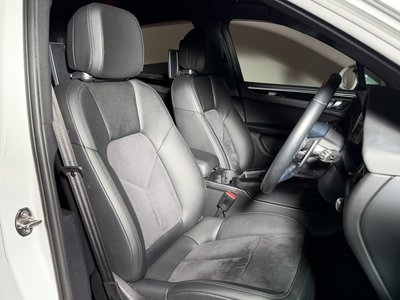 صورة مصغرة 20 لـ 2019 Porsche MACAN