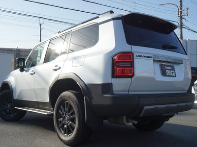 صورة مصغرة 11 لـ 2024 Toyota LAND CRUISER 250