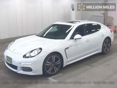 PORSCHE PANAMERA - 4