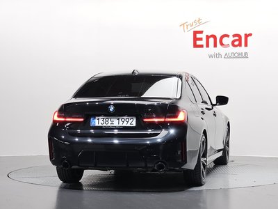 BMW 3 SERIES - 4
