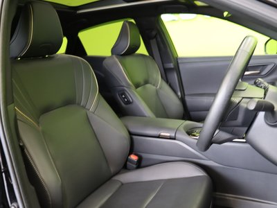 صورة مصغرة 73 لـ 2024 Toyota CROWN SPORT