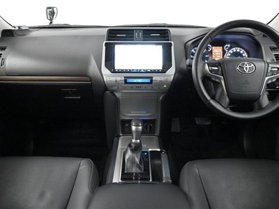 TOYOTA LAND CRUISER PRADO - 2