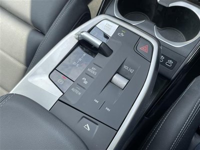 2025 BMW X1 — миниатюра 23
