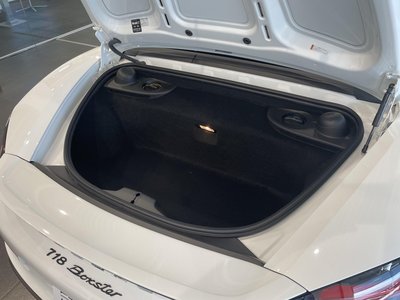 صورة مصغرة 24 لـ 2024 Porsche 718