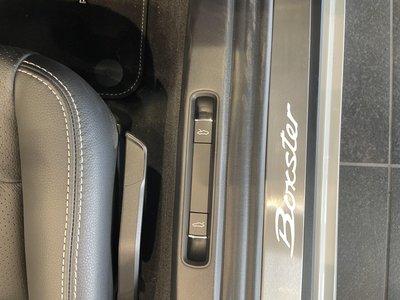 صورة مصغرة 30 لـ 2024 Porsche 718
