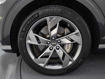 صورة 6 لـ 2022 Genesis ELECTRIFIED GV70