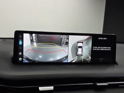 2022 Genesis ELECTRIFIED GV70 — миниатюра 14