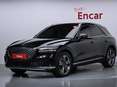 صورة 1 لـ 2022 Genesis ELECTRIFIED GV70