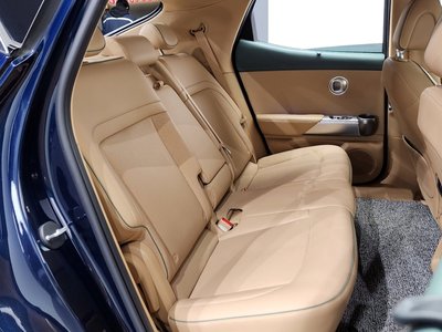 2022 Genesis GV60 — миниатюра 12