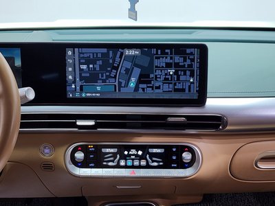 2022 Genesis GV60 — миниатюра 14
