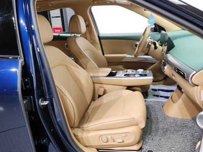 2022 Genesis GV60 — миниатюра 11