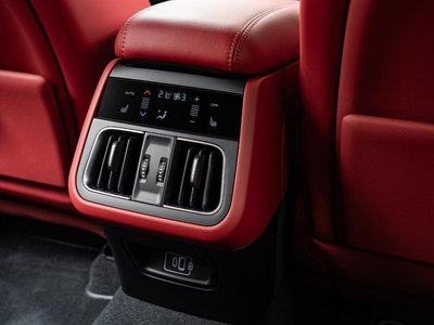 2025 Maserati GRECALE — миниатюра 43