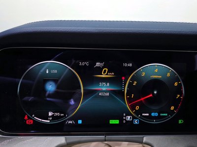 MERCEDES-BENZ E-CLASS - 8