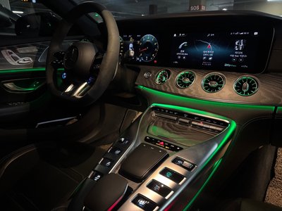 2023 Mercedes-BENZ GT AMG 缩略图 17