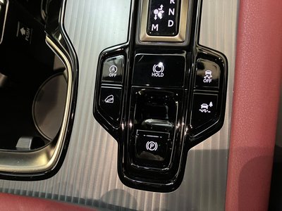 2023 Lexus RX — миниатюра 21