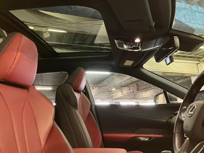 2023 Lexus RX — миниатюра 26