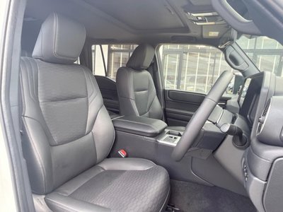 TOYOTA LAND CRUISER 250 - 10