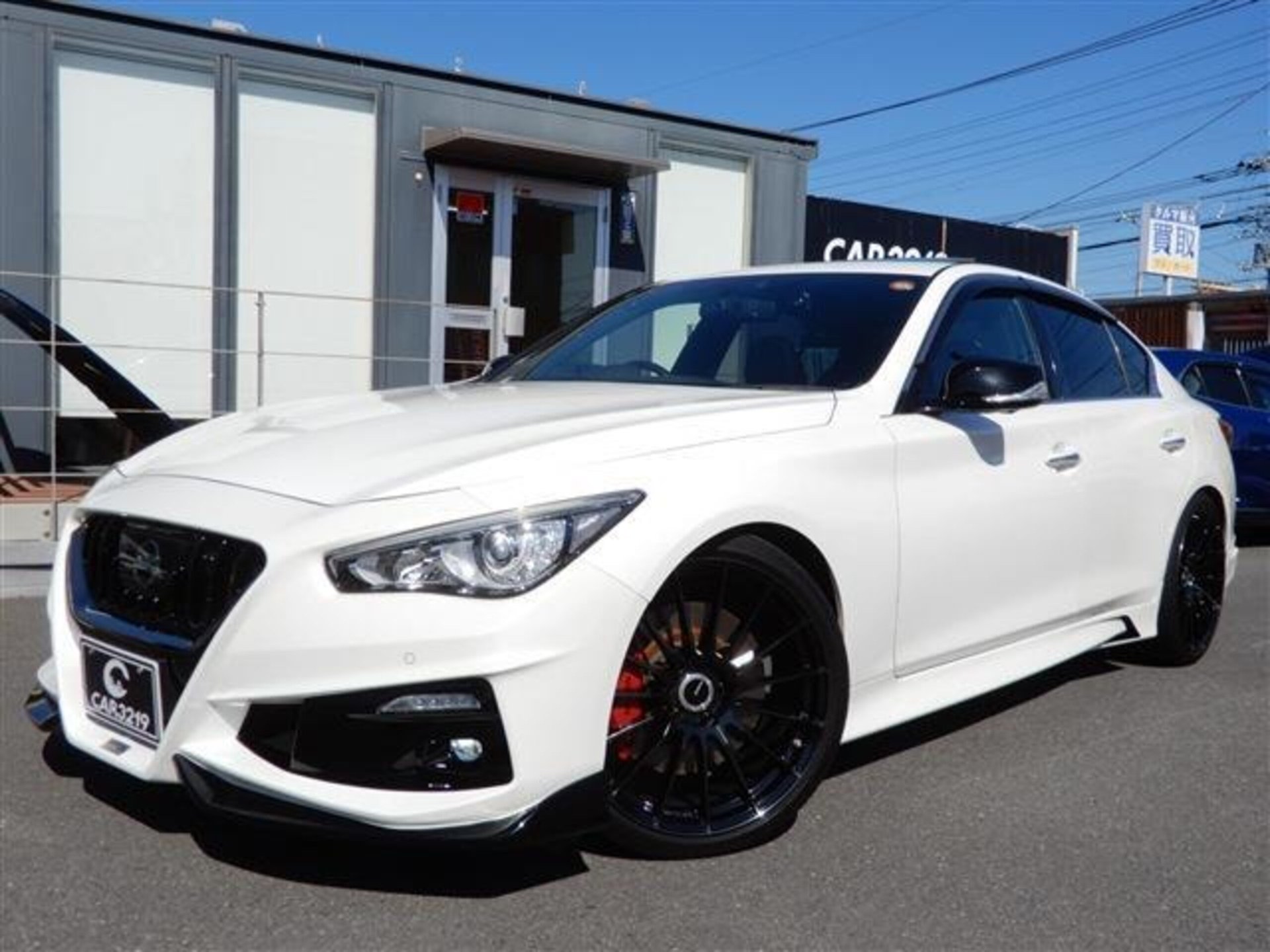 NISSAN SKYLINE - View 1