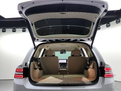 GENESIS GV80 - 10