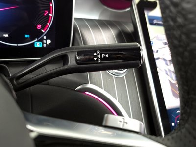 MERCEDES-BENZ GLC - 9