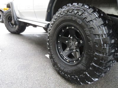 TOYOTA LAND CRUISER - 5