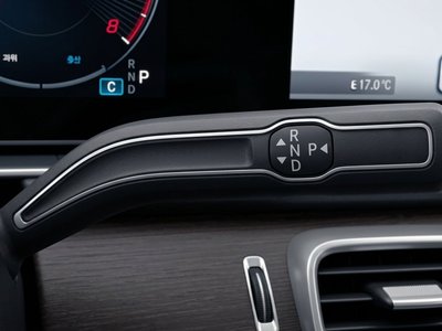 صورة 9 لـ 2025 Mercedes-BENZ GLE