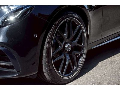 2017 Mercedes-BENZ E-CLASS thumbnail 32