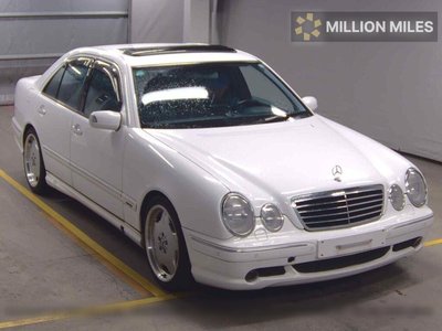 MERCEDES-BENZ E-CLASS - 1