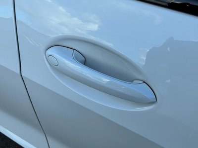 2026 BMW X5 thumbnail 12
