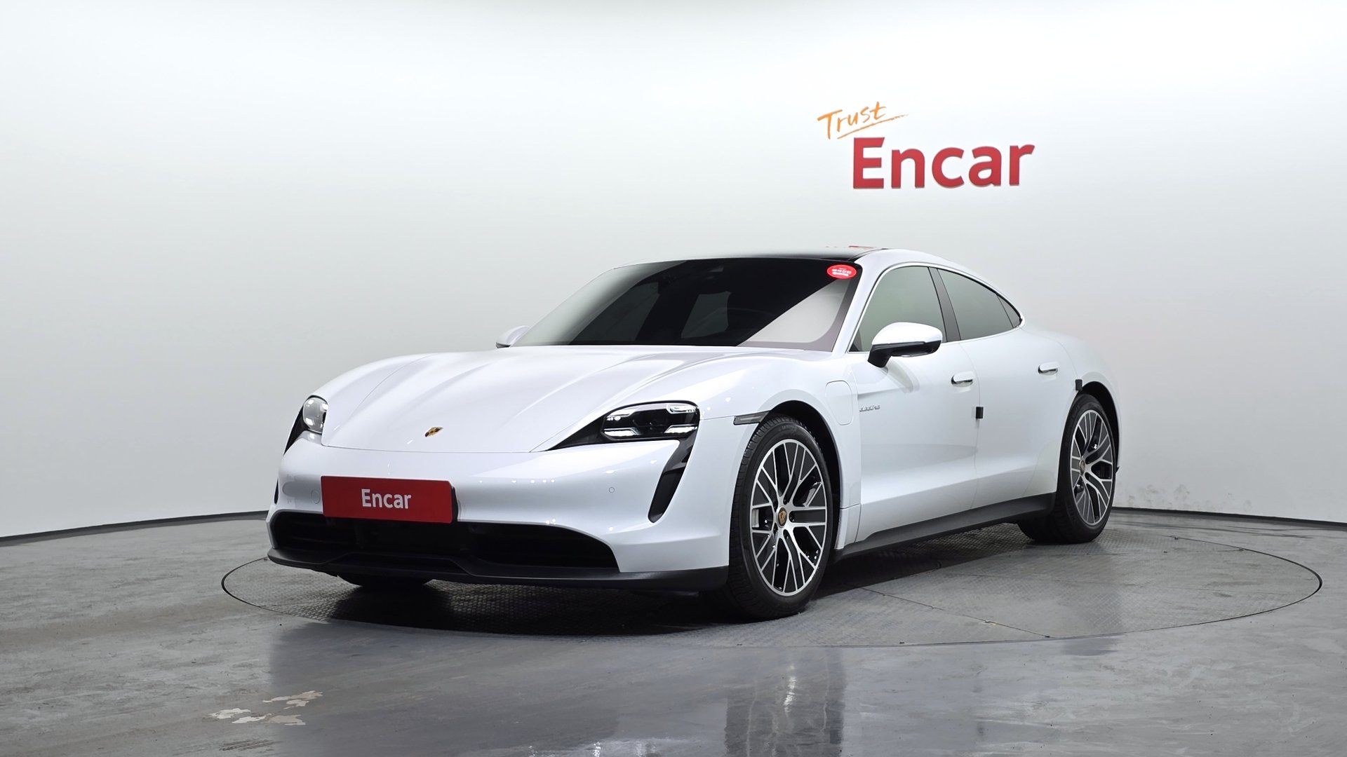 PORSCHE TAYCAN - View 1