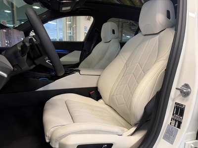 صورة مصغرة 11 لـ 2025 BMW 5 SERIES