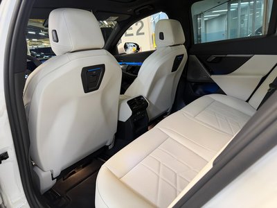 صورة مصغرة 12 لـ 2025 BMW 5 SERIES