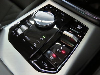 2025 BMW X3 — миниатюра 18