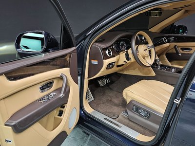 BENTLEY BENTAYGA - 10