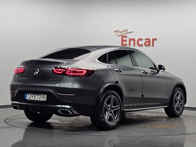 2022 Mercedes-BENZ GLC — фото 3