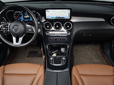 2022 Mercedes-BENZ GLC — фото 5