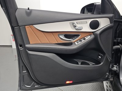 صورة مصغرة 14 لـ 2022 Mercedes-BENZ GLC