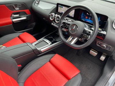 MERCEDES-BENZ GLA AMG - 10