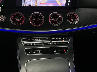 MERCEDES-BENZ E-CLASS - 6