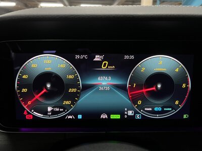 MERCEDES-BENZ E-CLASS - 8