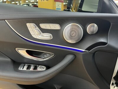 MERCEDES-BENZ E-CLASS - 9