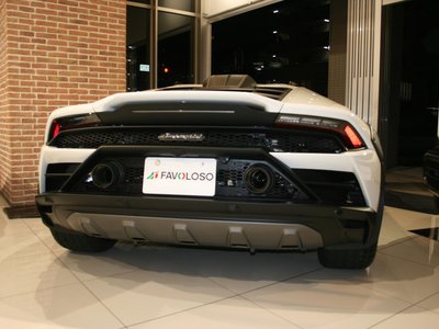 2023 Lamborghini HURACAN — миниатюра 13