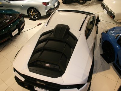 2023 Lamborghini HURACAN — миниатюра 22