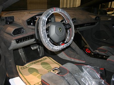 2023 Lamborghini HURACAN — миниатюра 21