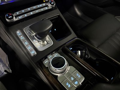 GENESIS G90 - 9