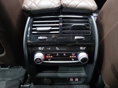 صورة مصغرة 31 لـ 2020 BMW 5 SERIES