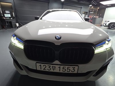 صورة مصغرة 34 لـ 2020 BMW 5 SERIES
